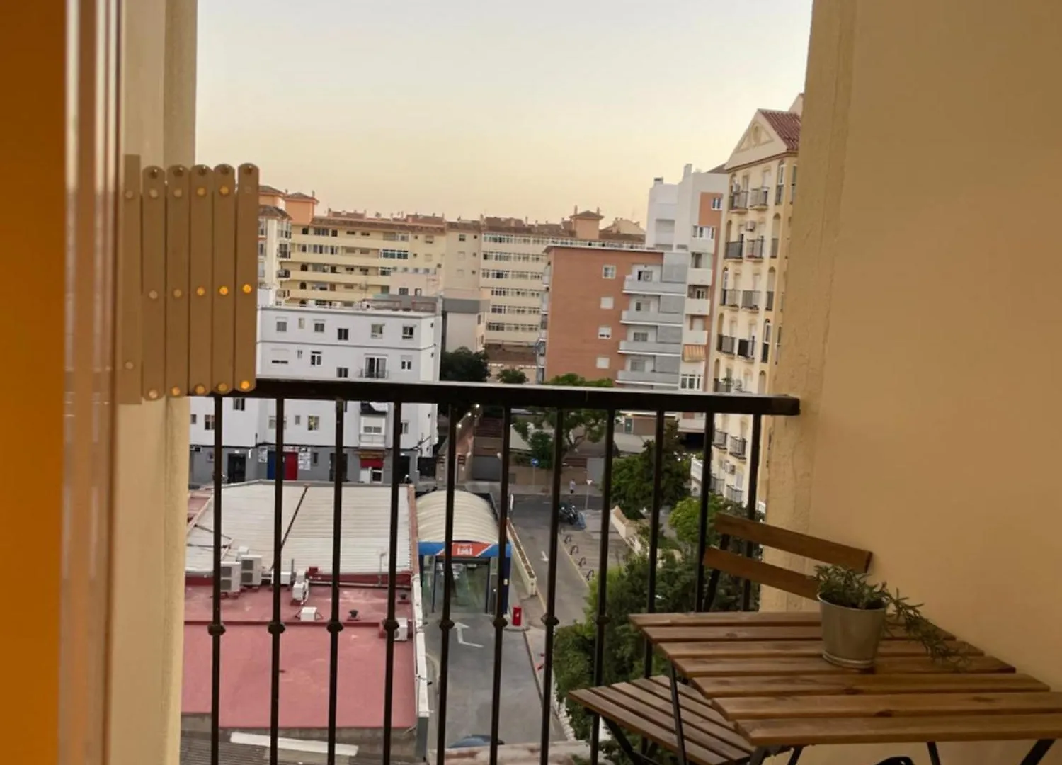 Apartamento 4 Dormitorios 2 Banos Parking Fuengirola